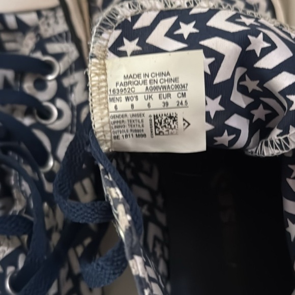 Converse all star blue and white allover print. - Picture 5 of 5